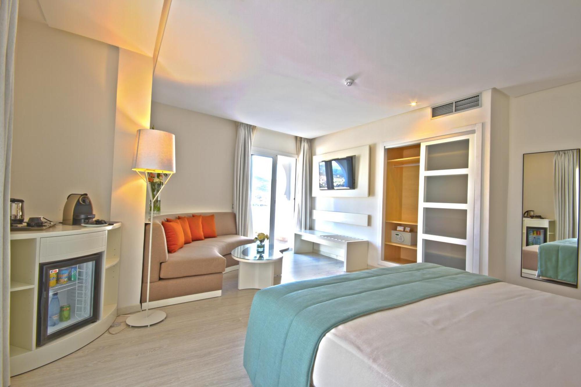 Al Mandari Hotel Tetouan Exterior photo